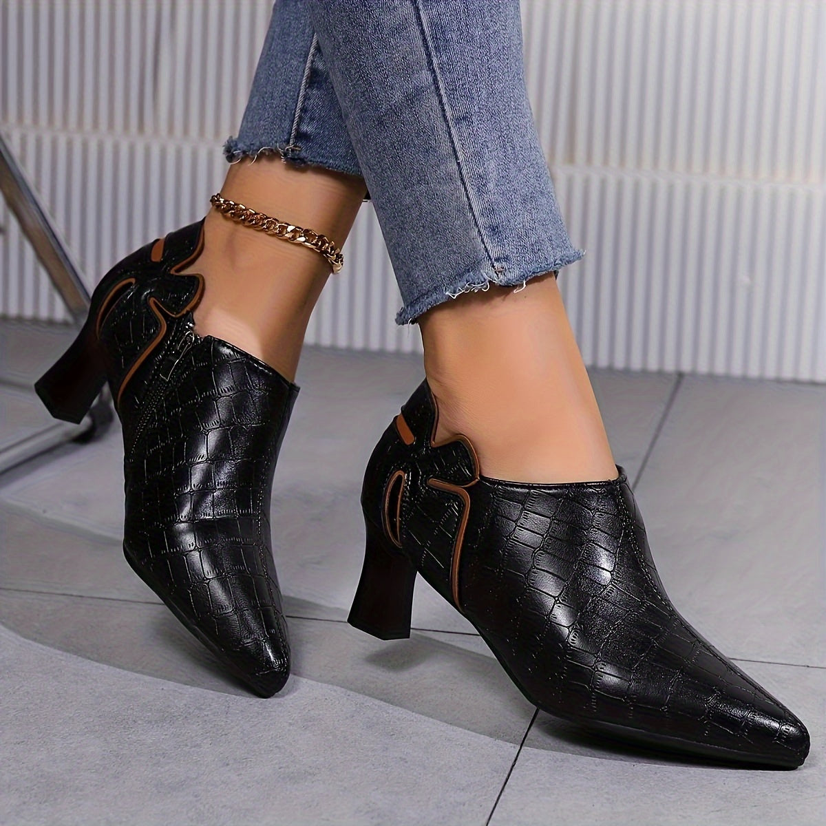 VougeVamp Women's Solid Color Stiletto Heels – Fashionable Pointed Toe Dress Pumps with Side Zipper - VougeVampUK