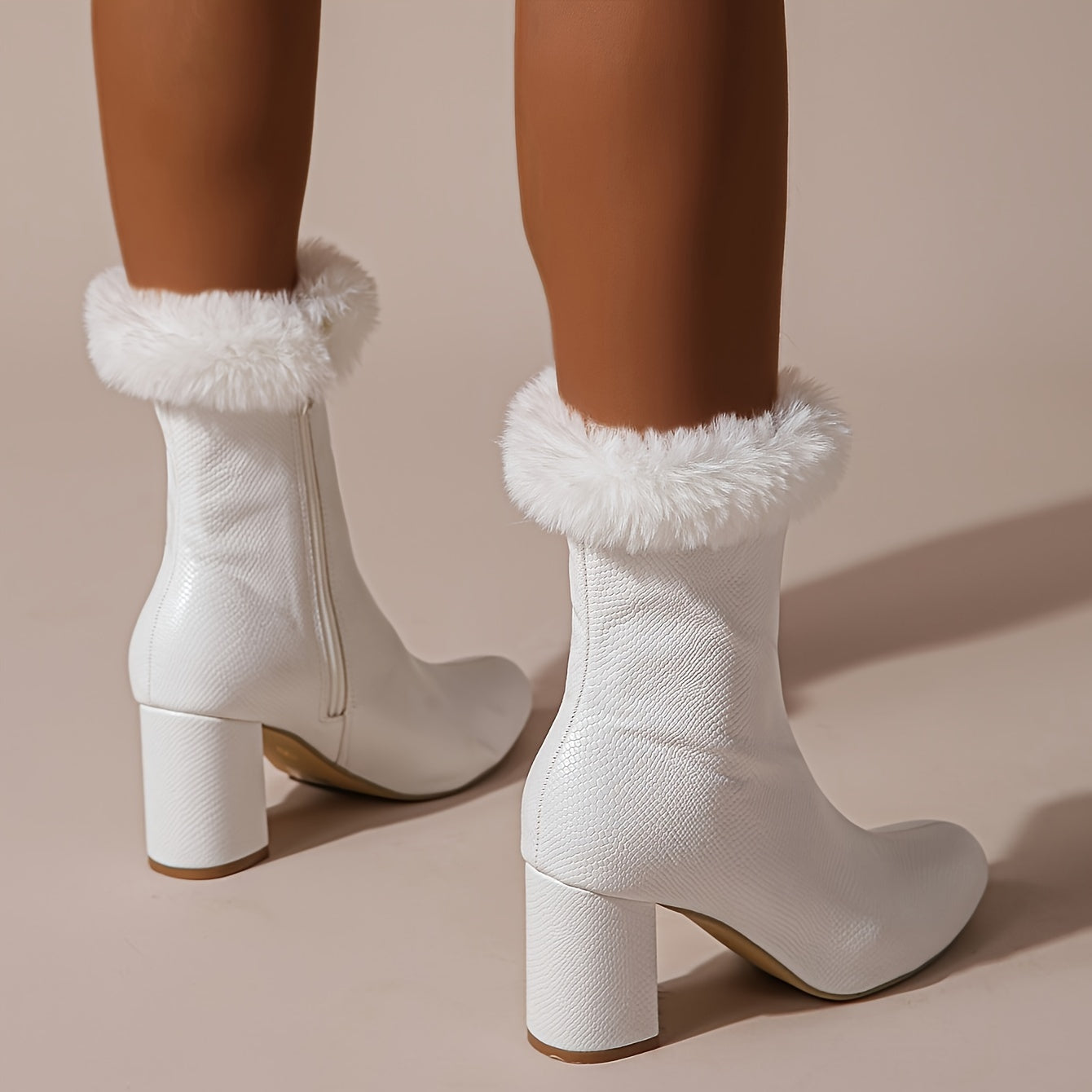 VougeVamp Women's Fashion Ankle Boots – Winter Faux Fur Lined Chunky Heel Boots with Zipper Closure - VougeVampUK