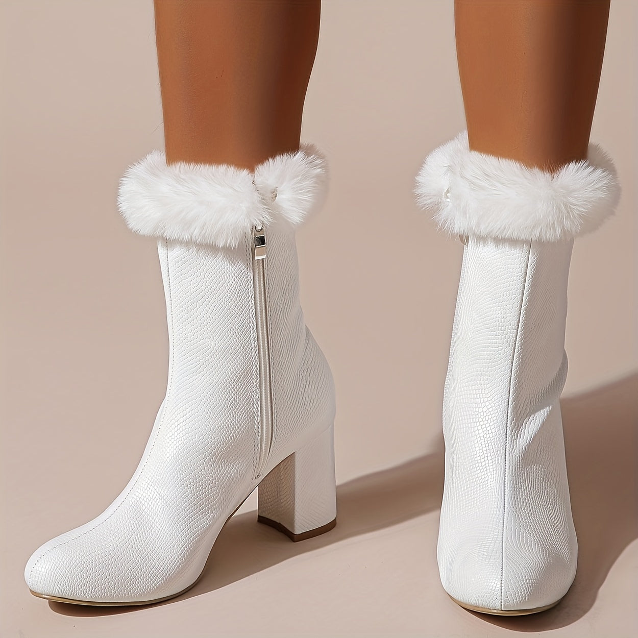 VougeVamp Women's Fashion Ankle Boots – Winter Faux Fur Lined Chunky Heel Boots with Zipper Closure - VougeVampUK