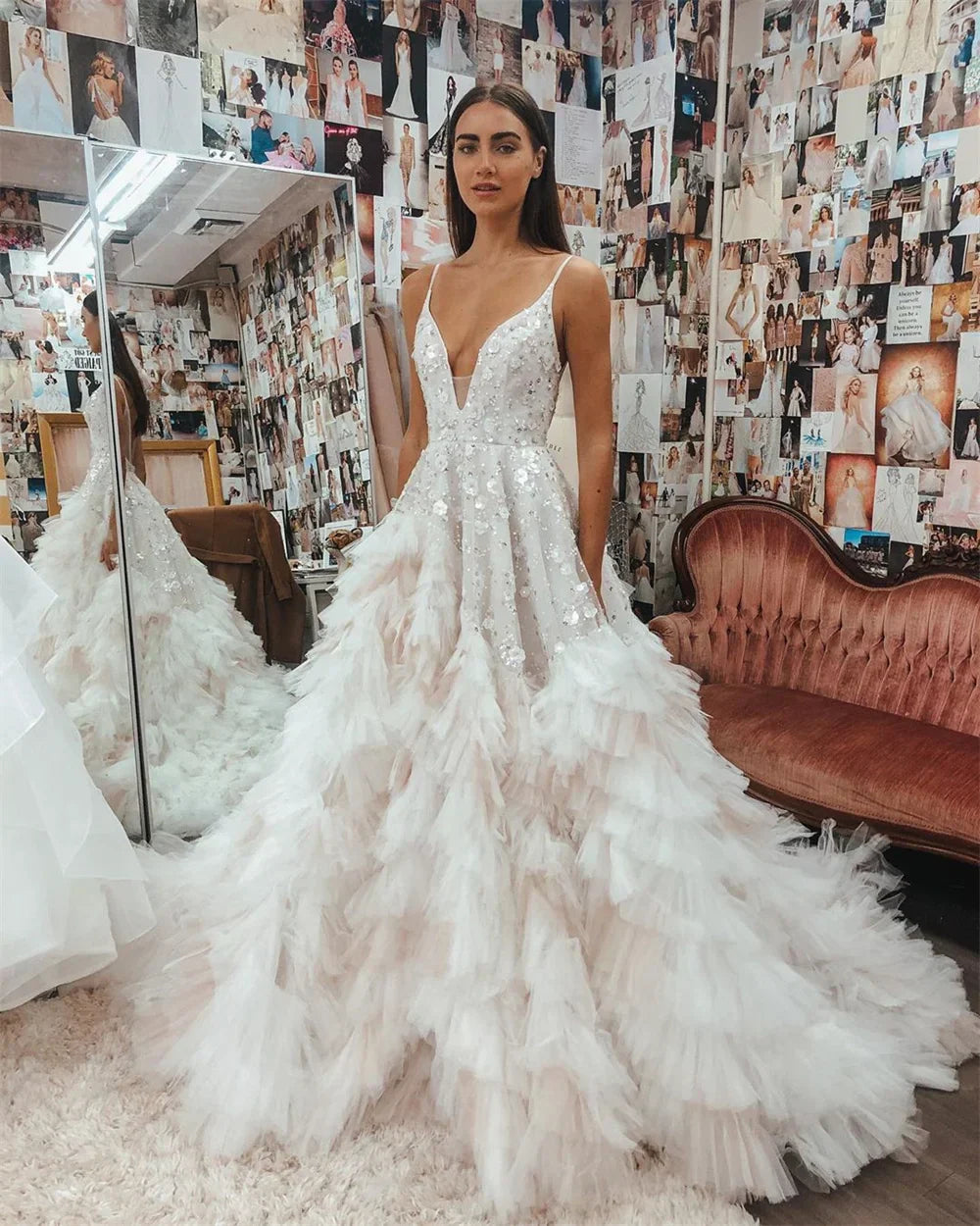 VougeVamp Luxury Spaghetti Strap Multilayer Wedding Dress - Lace A-Line Gown with Puffy Design