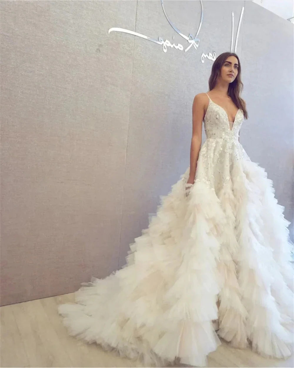 VougeVamp Luxury Spaghetti Strap Multilayer Wedding Dress - Lace A-Line Gown with Puffy Design