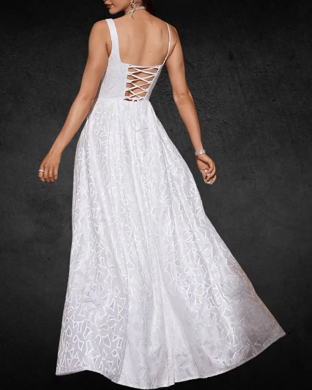 VougeVamp Elegant A-Line Bridal Gown with Lace Appliqué and Open Back Tulle Design