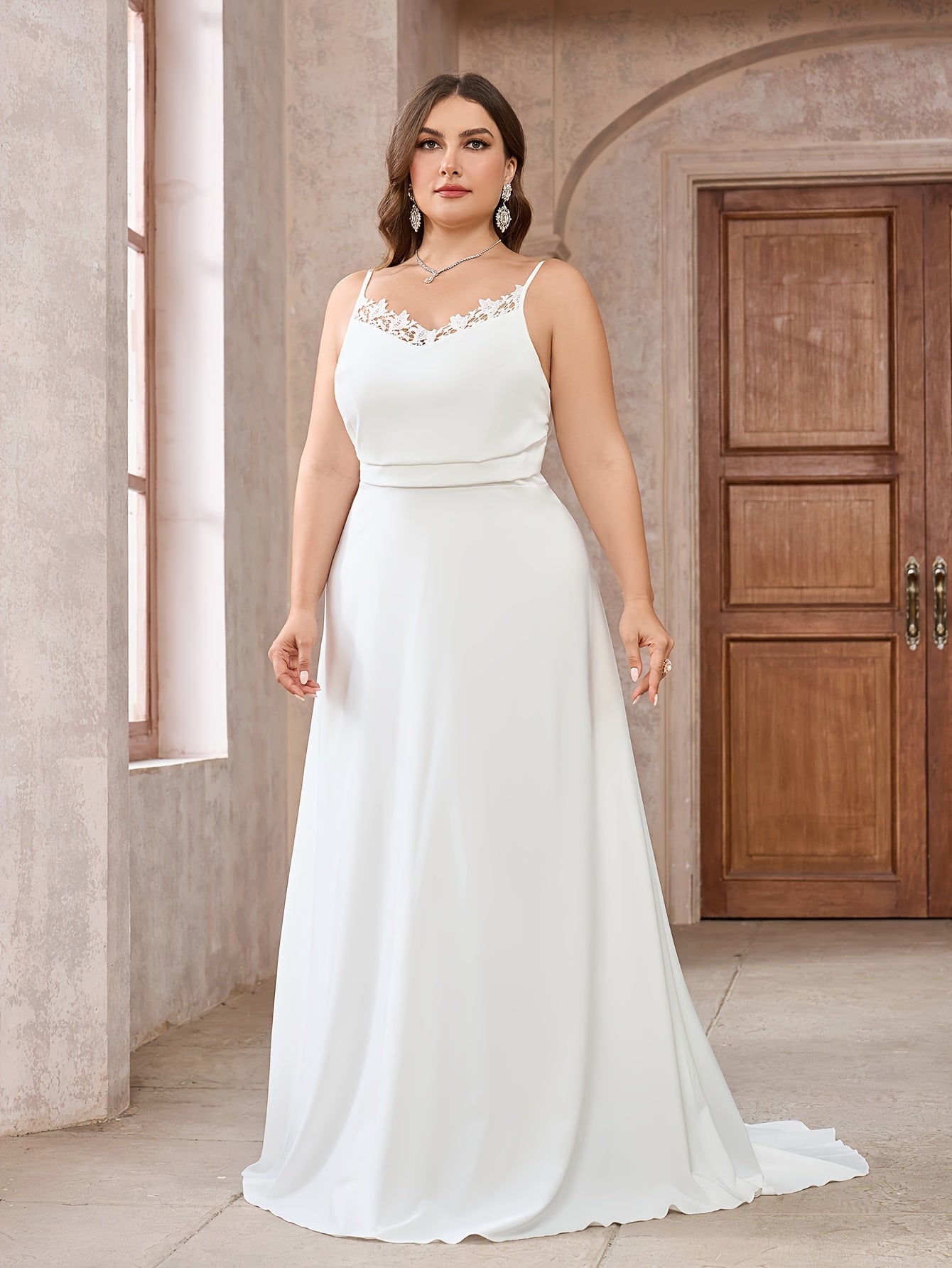 VougeVamp Elegant Plus Size White Chiffon Wedding Gown for Women - V-Neck Sleeveless Flowing Lace Detail Dress - VougeVampUK