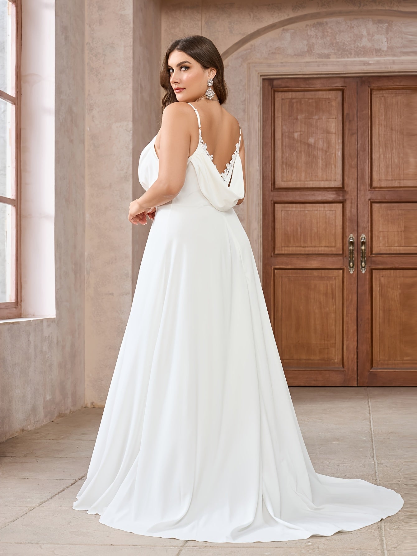 VougeVamp Elegant Plus Size White Chiffon Wedding Gown for Women - V-Neck Sleeveless Flowing Lace Detail Dress - VougeVampUK