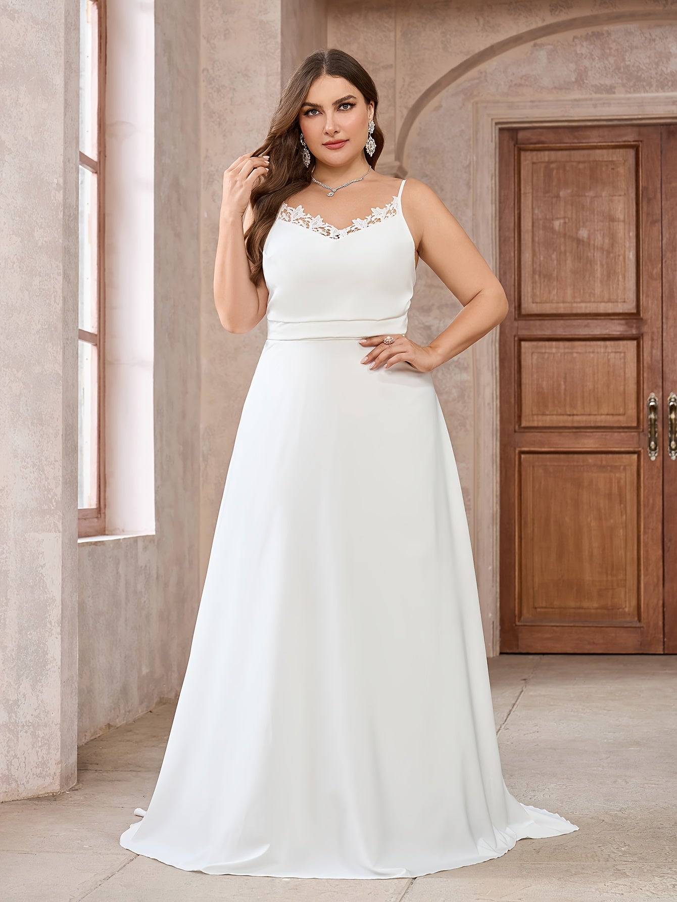VougeVamp Elegant Plus Size White Chiffon Wedding Gown for Women - V-Neck Sleeveless Flowing Lace Detail Dress - VougeVampUK