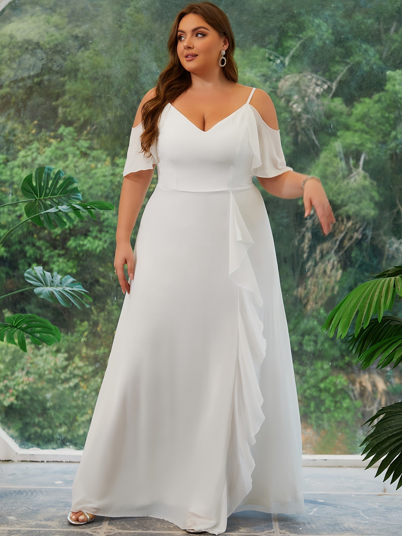 VougeVamp Long Formal Wedding Dress for Plus Size Brides - Elegant V-Neck Chiffon Gown with Ruffle Sleeves - VougeVampUK