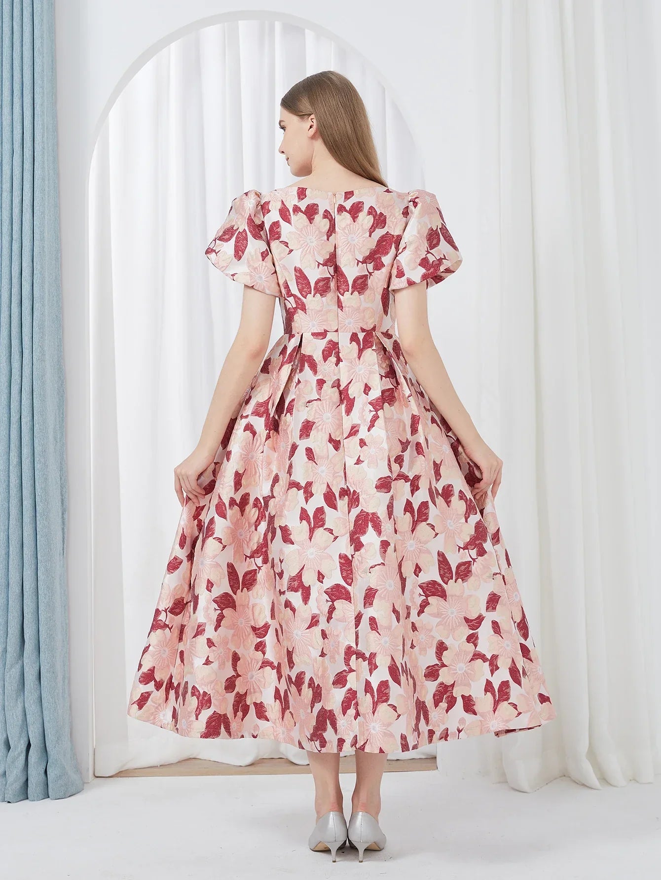 Elegant Embroidery Jacquard Party Long Women Dress – Evening Gown for Formal Banquets - VougeVampUK