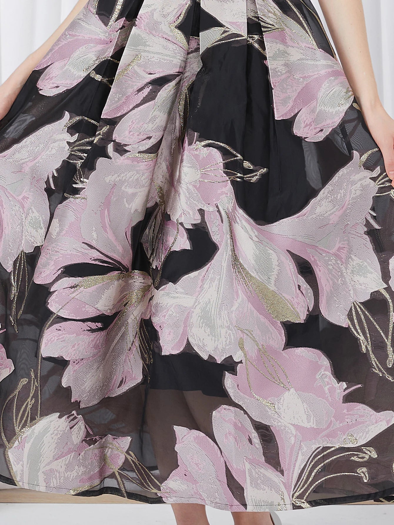 VougeVamp Luxury Jacquard Maxi Dress – Elegant Ball Gown for Weddings, Evening Parties & Special Events