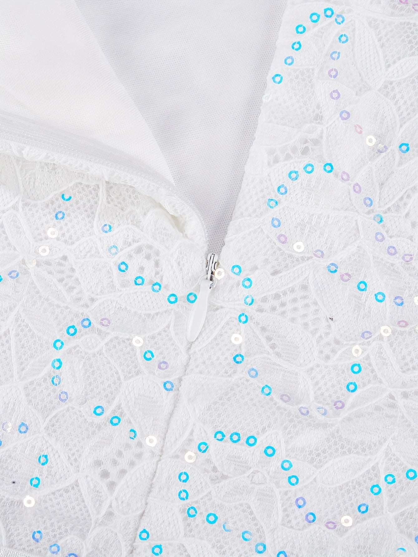 VougeVamp Plus Sweetheart Neck Sequin Lace Mermaid Evening Dress for Women - Ruffle Sleeve Contrast Mesh Wedding Gown - VougeVampUK