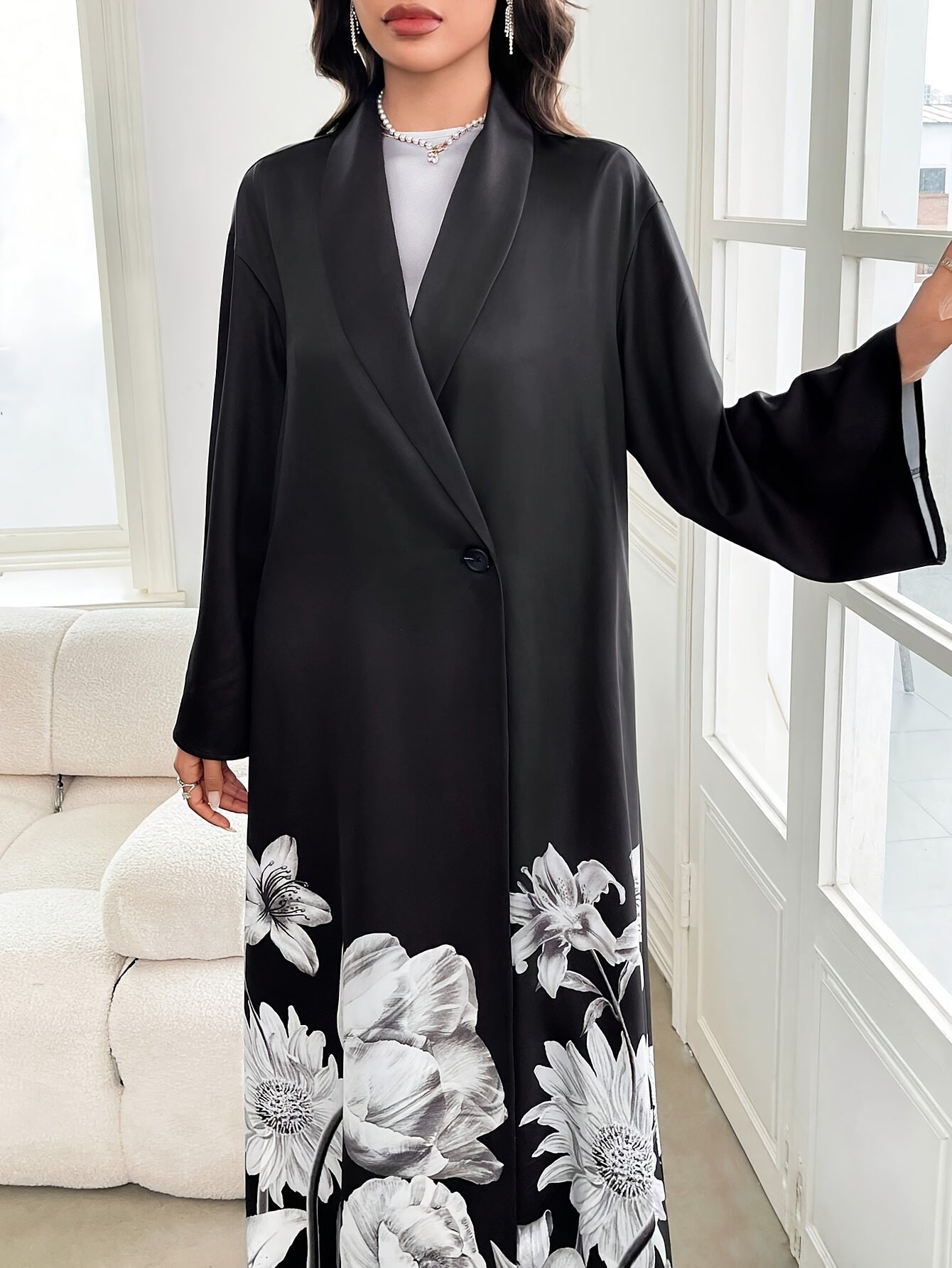 VougeVamp Elegant Floral Print Long-Sleeve Robe – Loose-Fit Full-Length Coat for Ramadan & Special Occasions