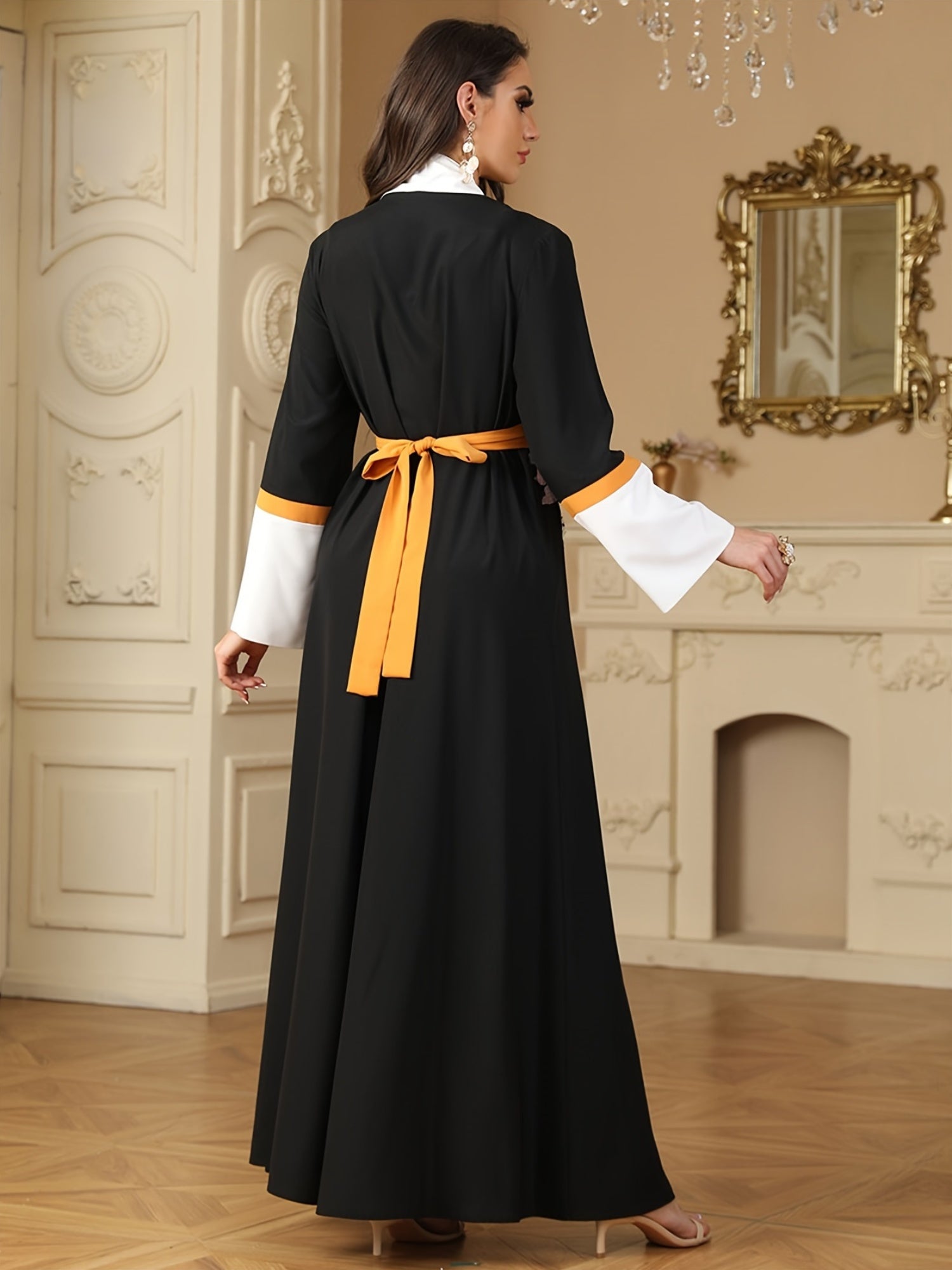 VougeVamp Elegant Sequin Patchwork Abaya – Loose-Fit Panel Sleeve Kaftan with Sash for Ramadan & Special Occasions