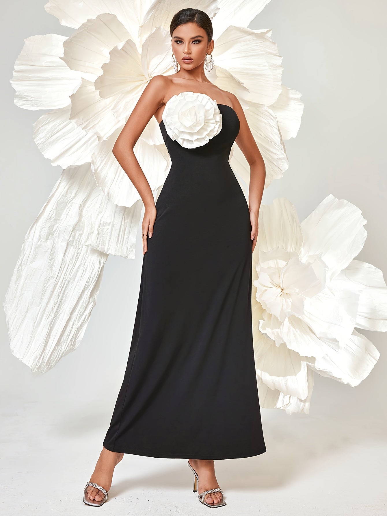 VougeVamp Elegant Solid Color Tube Dress – Strapless Bodycon with Zip Detail for Parties & Banquets