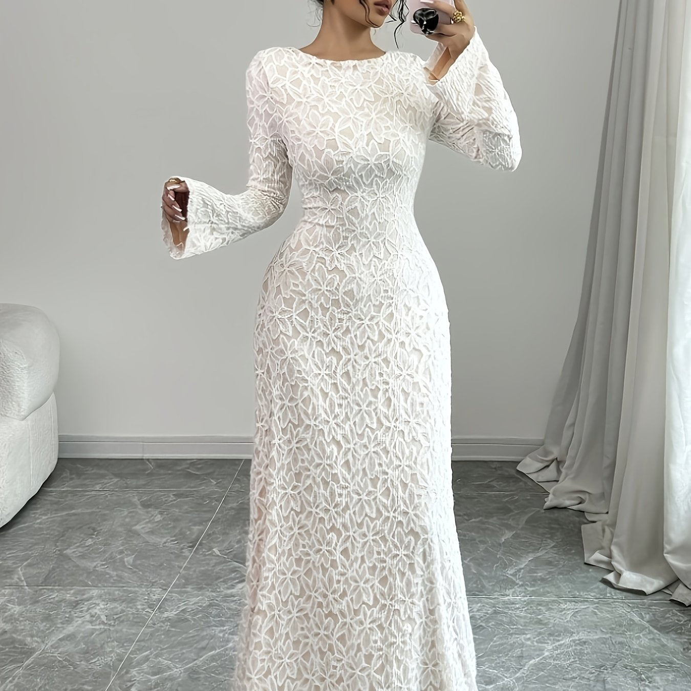 VougeVamp Tailored Velvet Lace A-Line Dress – Elegant Long-Sleeve Fitted Waist Gown