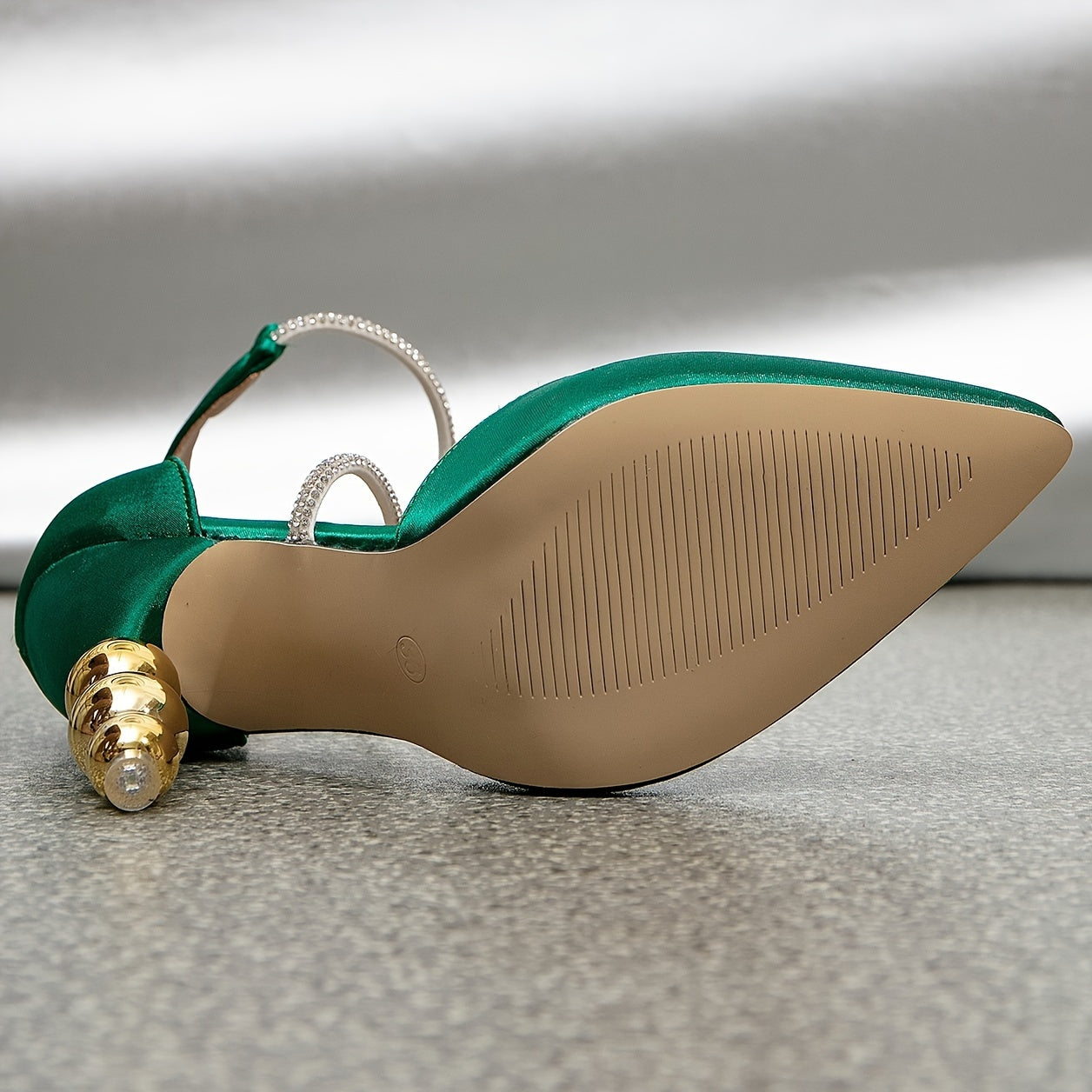 VougeVamp Rhinestone High Heel Pumps – Elegant Pointed Toe with Secure Buckle Strap - VougeVampUK