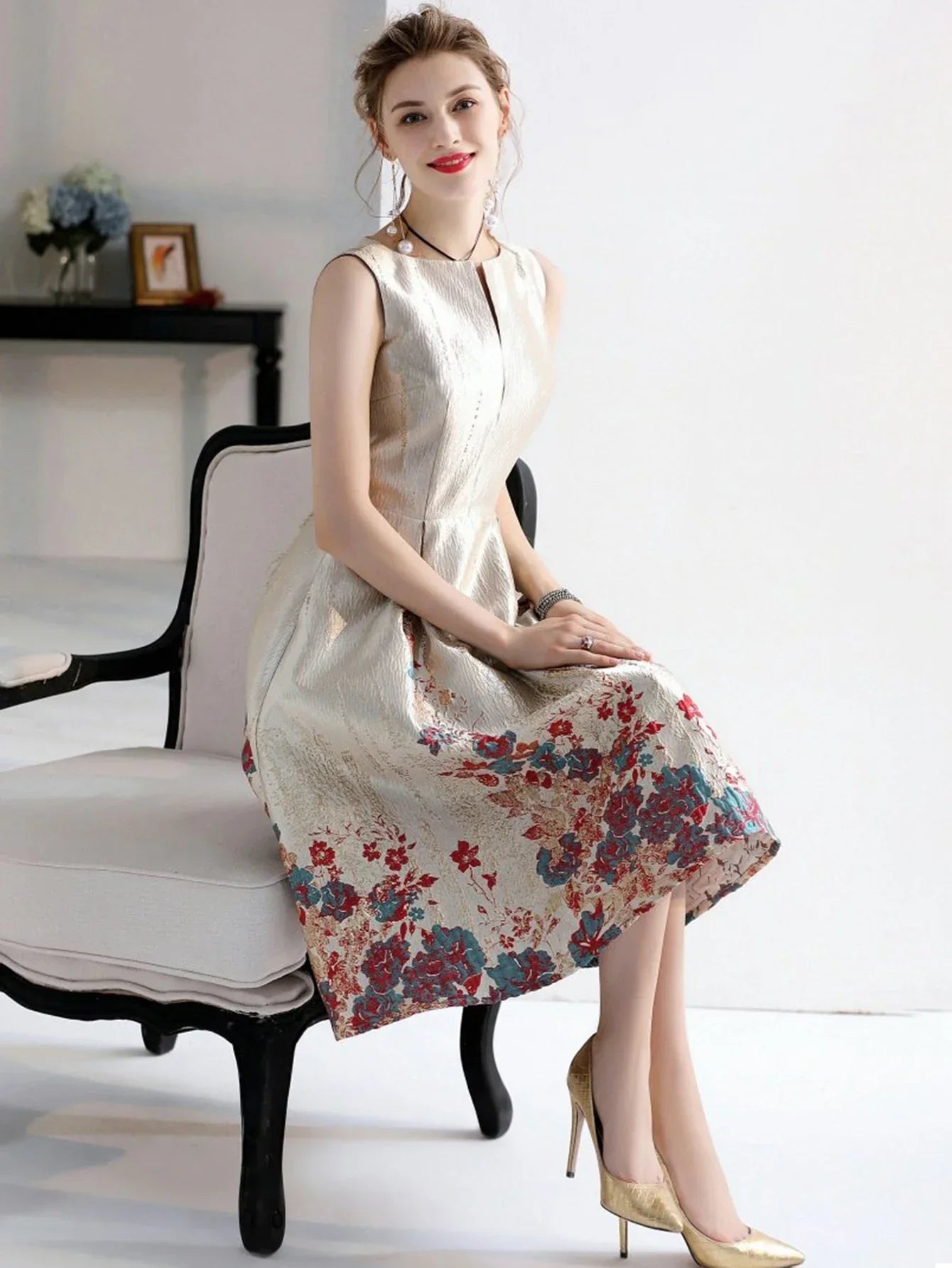 VougeVamp Luxury Jacquard Midi Dress – Sleeveless A-Line Party Gown for Women, Casual Evening Dress - VougeVampUK