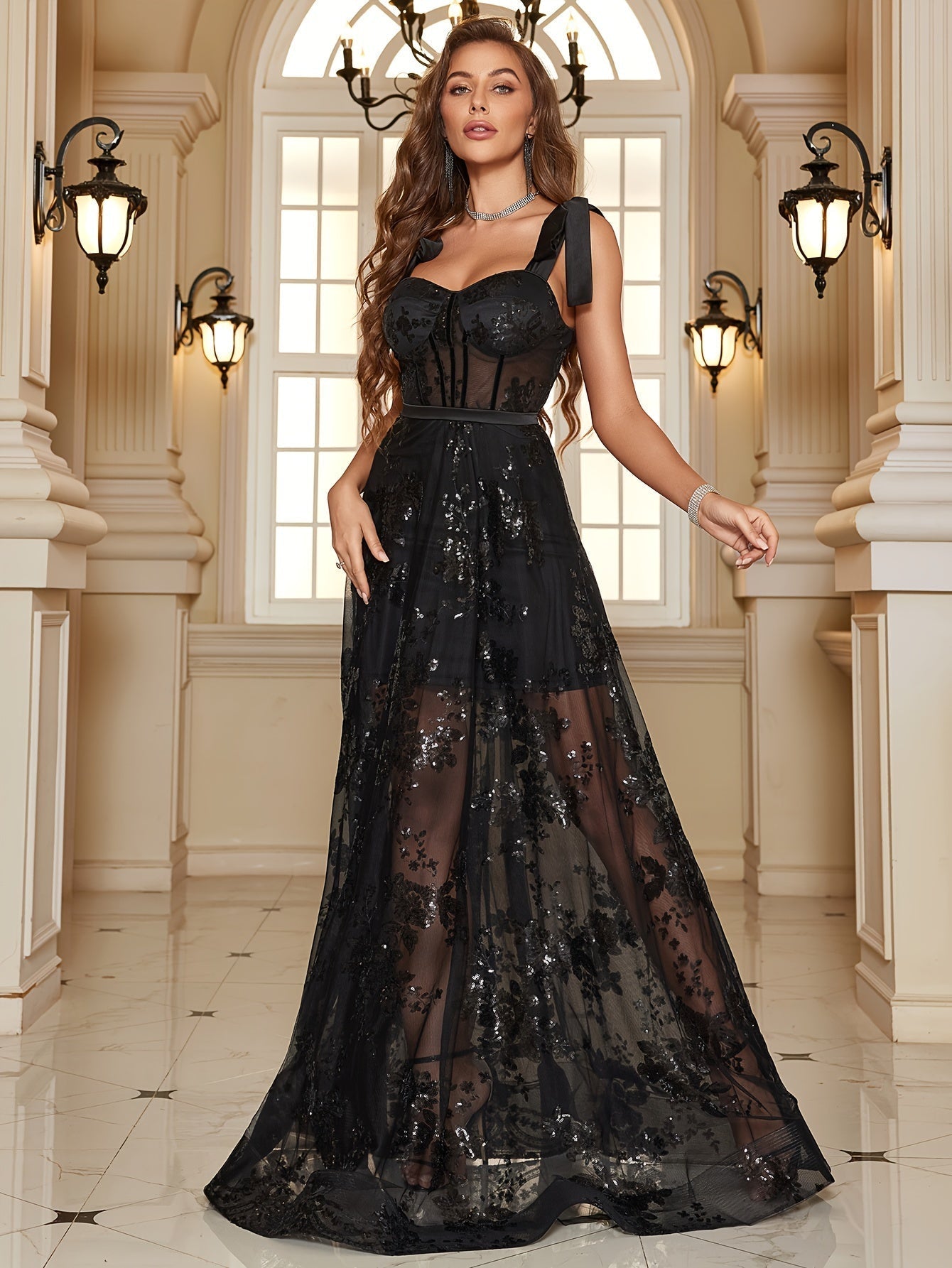 VougeVamp Floral Sweetheart Tulle Bridesmaid Dress – Elegant Backless Gown with Knot Straps