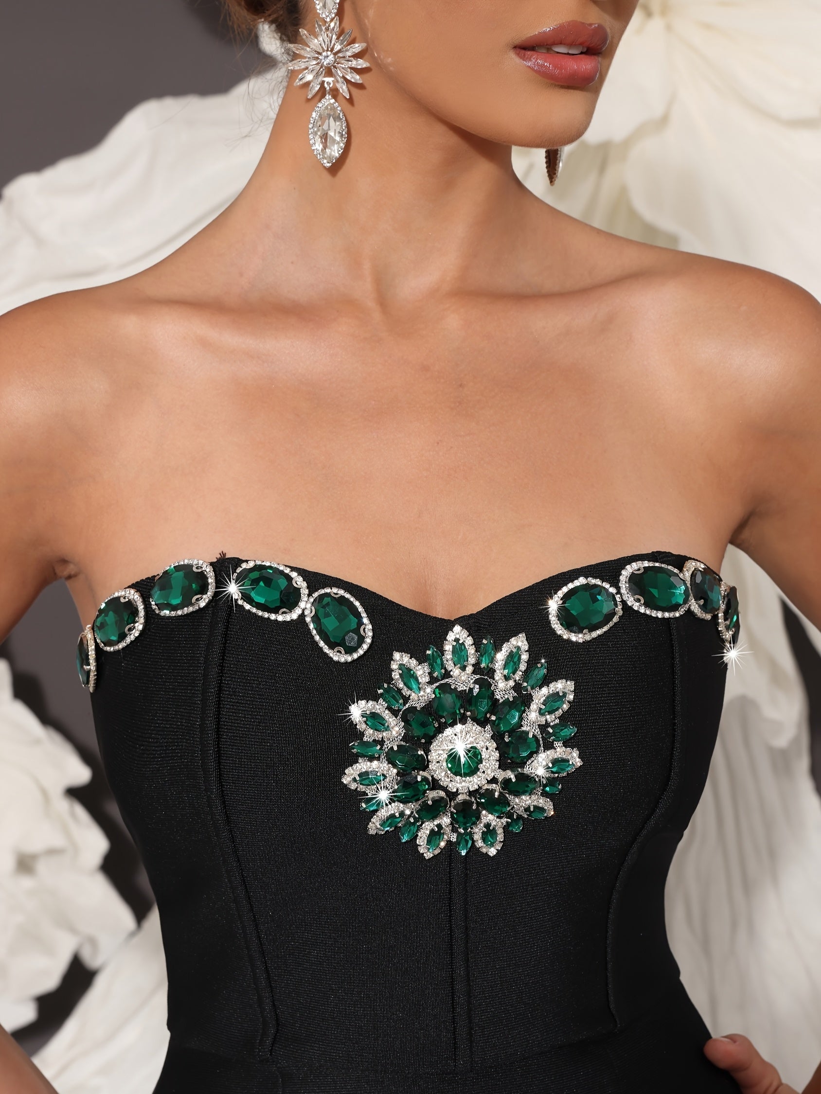 VougeVamp Women's Rhinestone Bandage Evening Dress – Elegant Black Formal Gown for Weddings & Proms