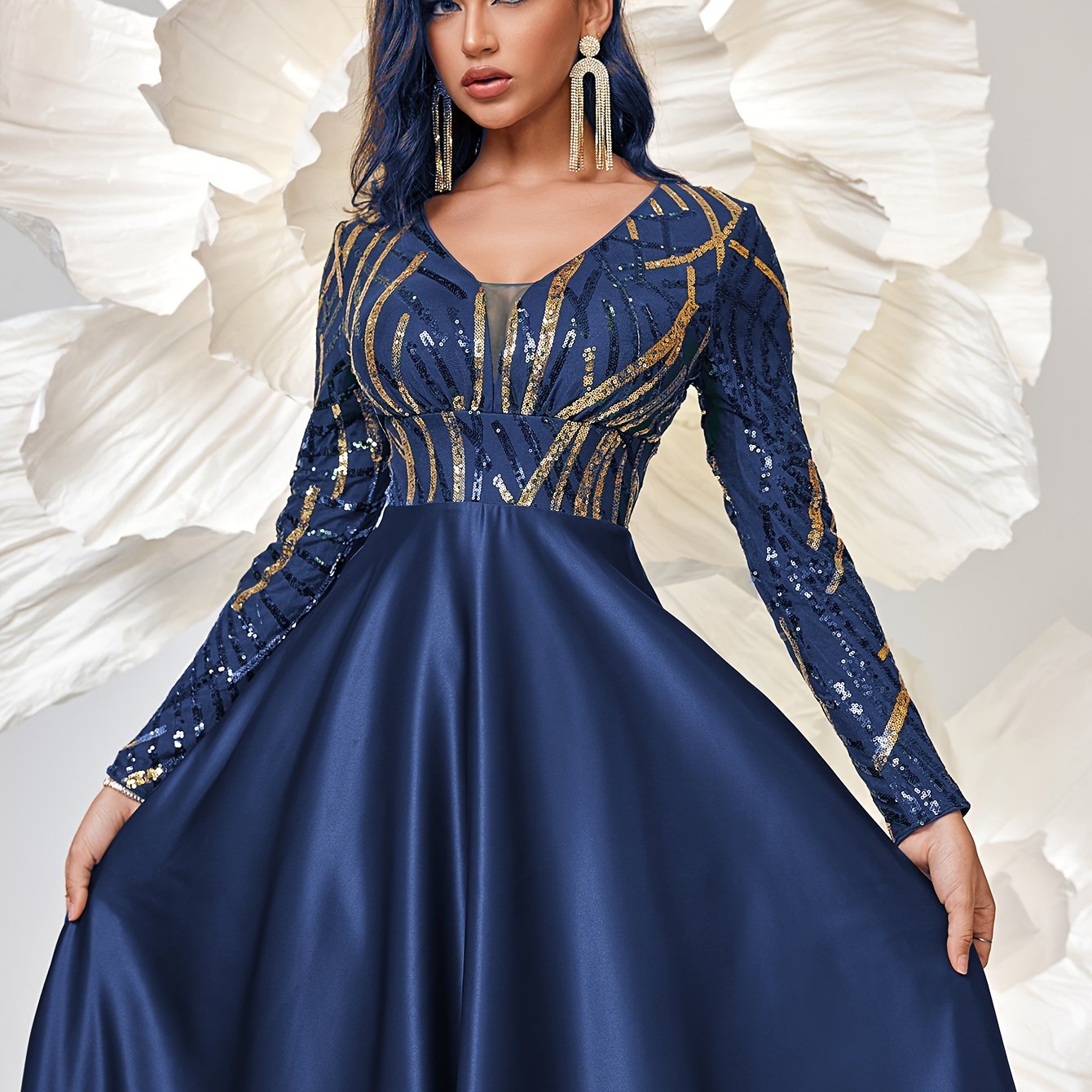 VougeVamp Sequined V-Neck Swing Bridesmaid Dress – Elegant Long Sleeve Wedding Party Gown