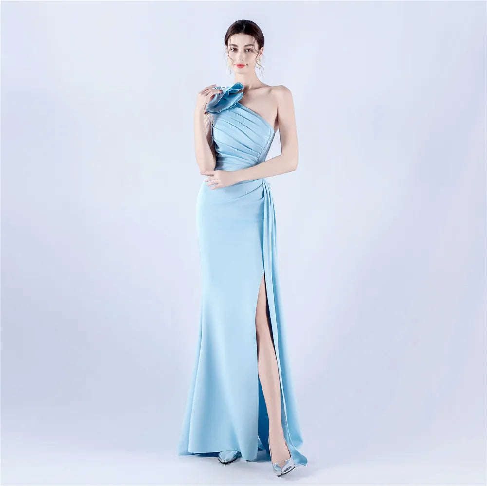 VougeVamp Backless Slit Evening Dress – Elegant Formal Gown with Luxury Beading for Weddings, Proms & Special Occasions