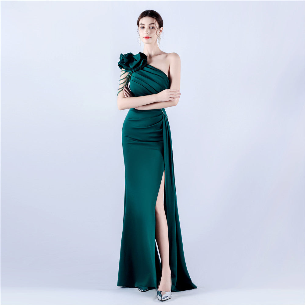 VougeVamp Backless Slit Evening Dress – Elegant Formal Gown with Luxury Beading for Weddings, Proms & Special Occasions