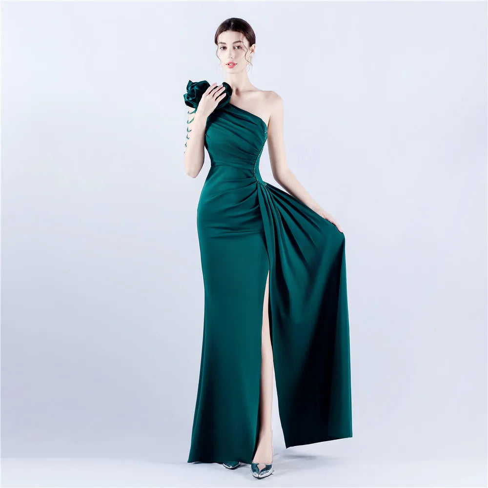 VougeVamp Backless Slit Evening Dress – Elegant Formal Gown with Luxury Beading for Weddings, Proms & Special Occasions