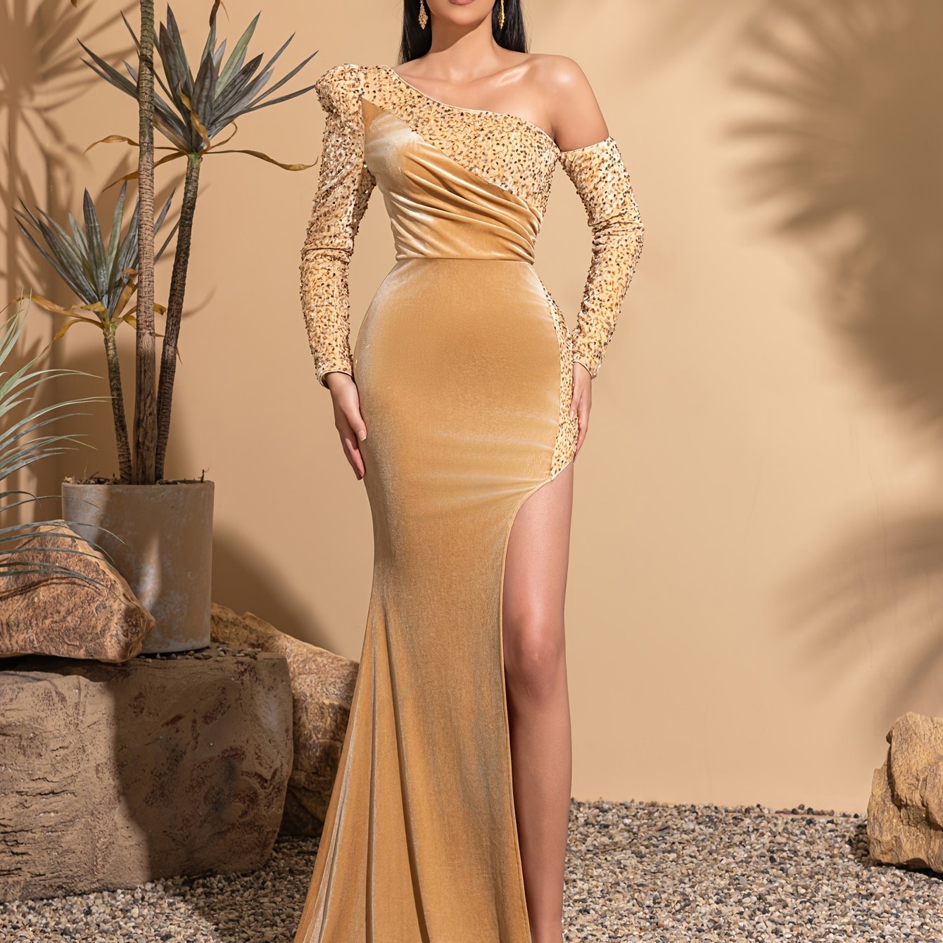 VougeVamp Asymmetric One-Shoulder High Split Wedding & Party Dress