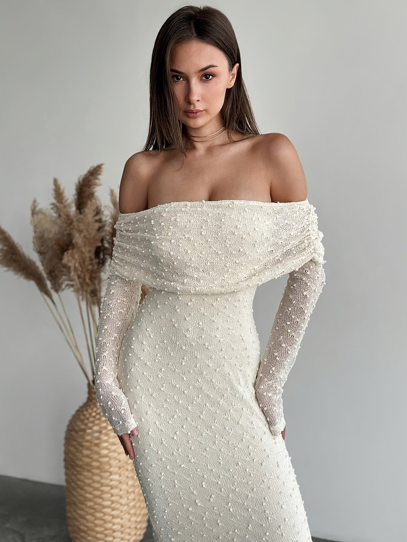 Elegant Off-Shoulder Lace Bodycon Dress – Stretchy Knit Fabric, All-Season Party & Prom Wear