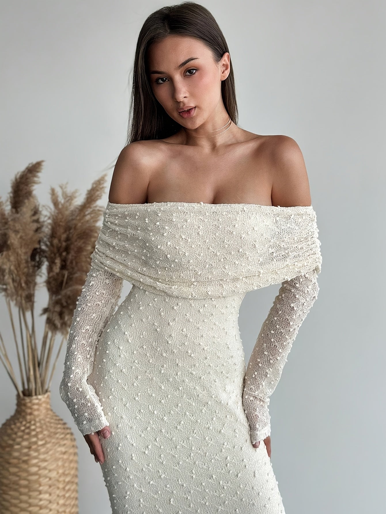 Elegant Off-Shoulder Lace Bodycon Dress – Stretchy Knit Fabric, All-Season Party & Prom Wear