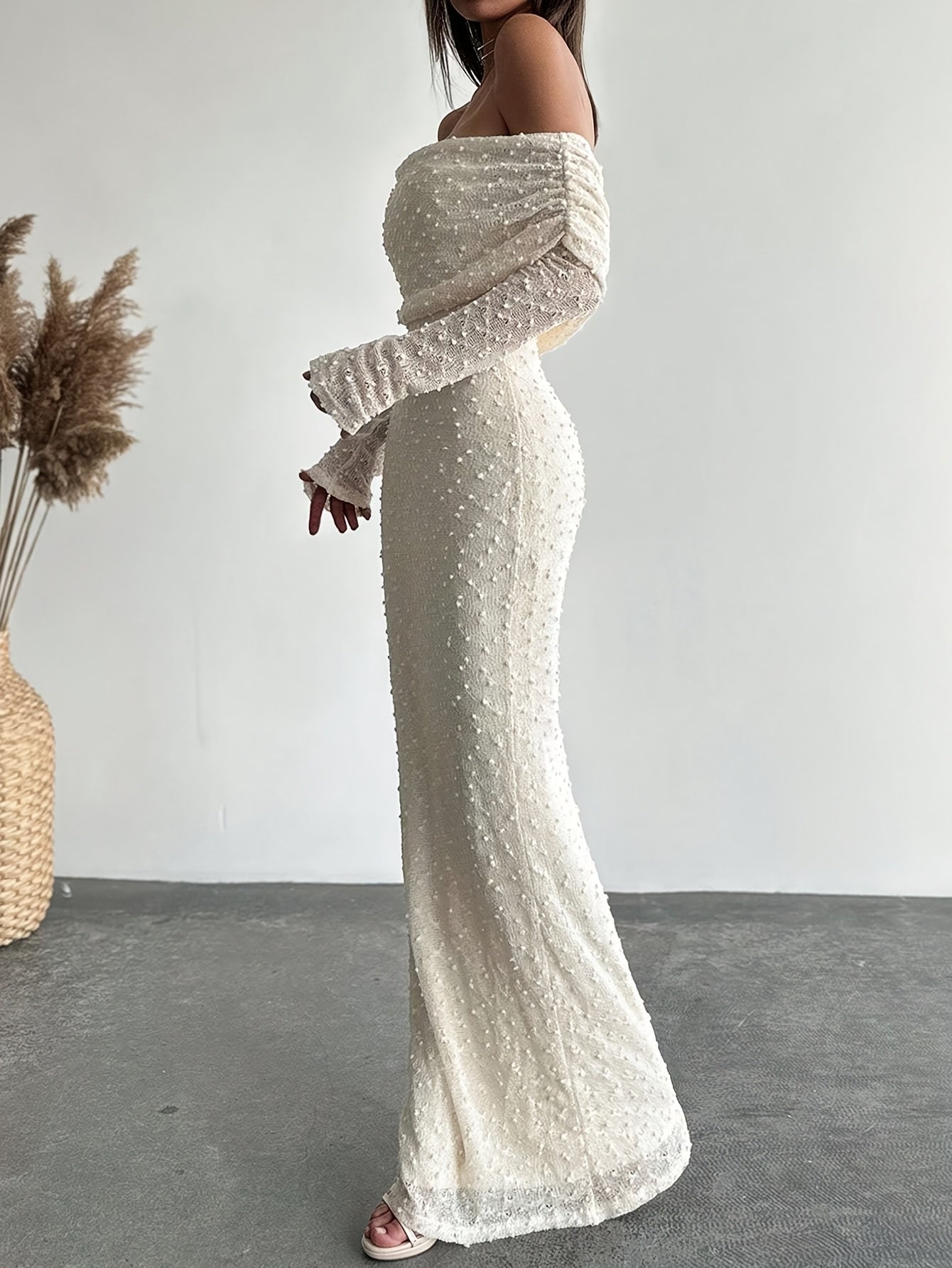 Elegant Off-Shoulder Lace Bodycon Dress – Stretchy Knit Fabric, All-Season Party & Prom Wear