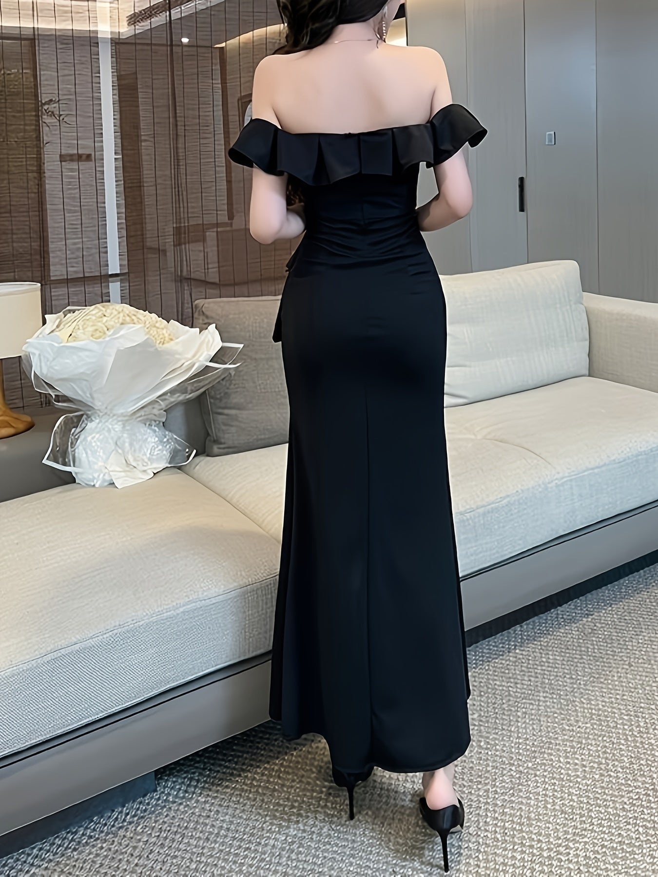 VougeVamp High-End One-Shoulder Evening Gown with Lace Hem & Fishtail White Skirt – Perfect for Wedding Season & Banquets - VougeVampUK