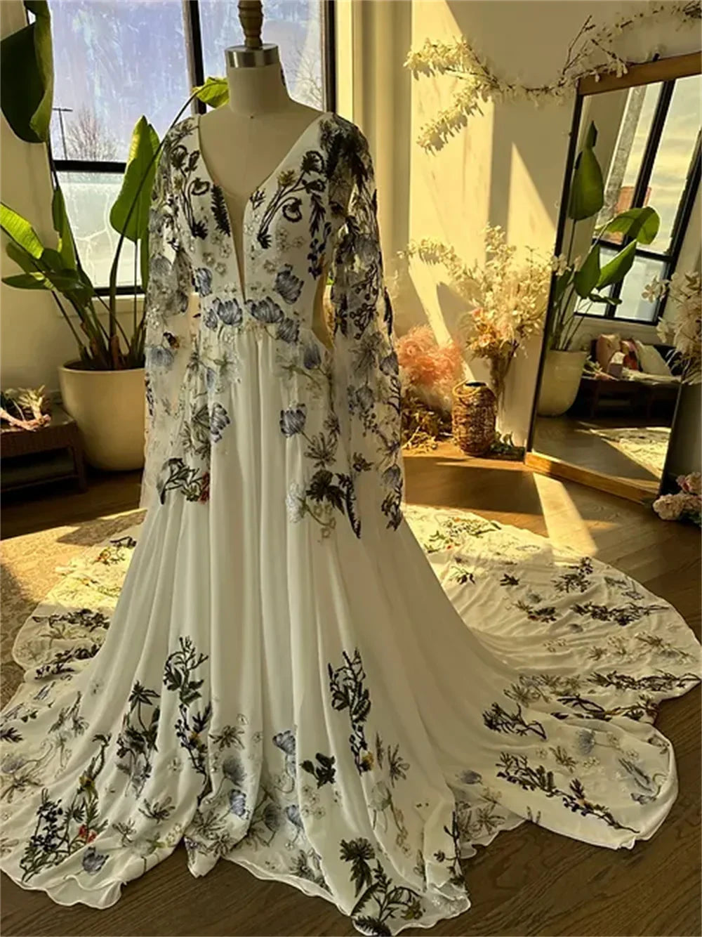 VougeVamp Customized Double FDY Fabric Evening Dress - V-Neck A-Line Floor-Length Formal Gown