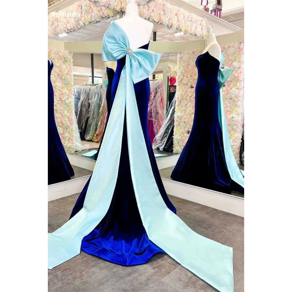 VougeVamp Dark Blue Taffeta Mermaid Prom Dress - Strapless Sleeveless Gown with Detachable Bow