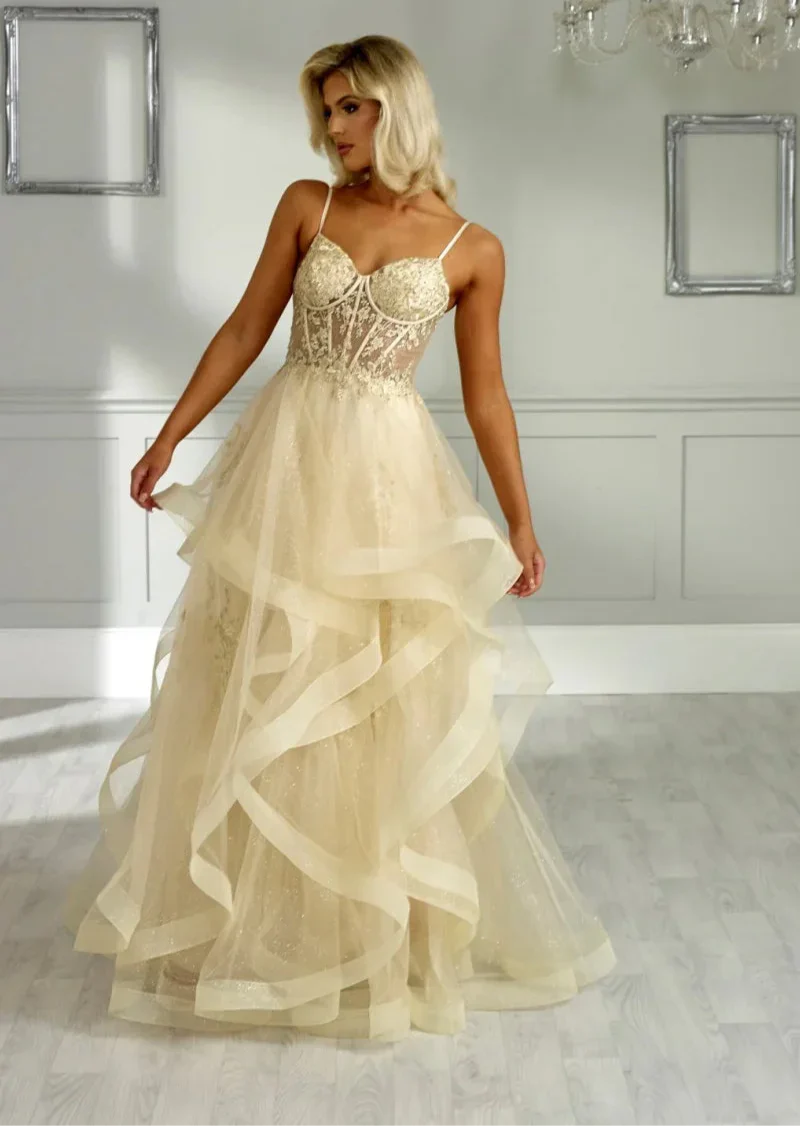 VougeVamp Sky Blue Prom Dress - Glitter Embroidery Multi-Layer Tulle A-Line Prom Gown