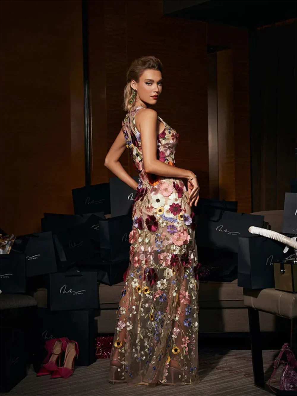 VougeVamp Flower Lace Embroidery Prom Dress - Crew-Neck Sleeveless A-Line Two-Layer Evening Gown