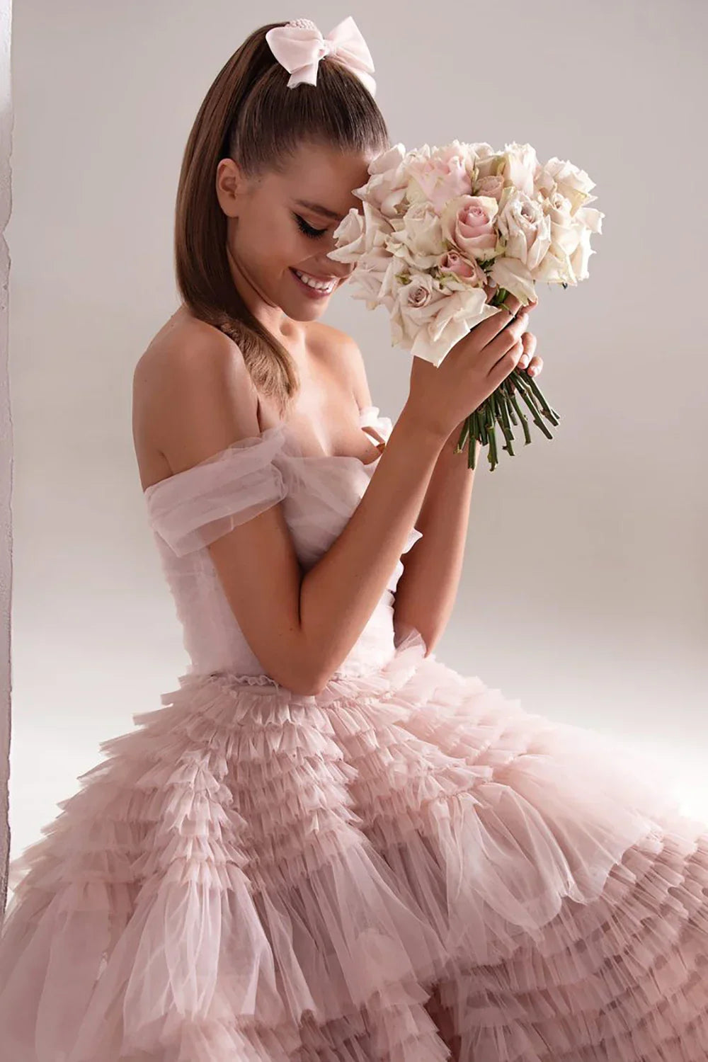 VougeVamp Light Pink Ball Gown Evening Dress - Off-Shoulder Tulle A-Line Prom Gown with Sweep Train