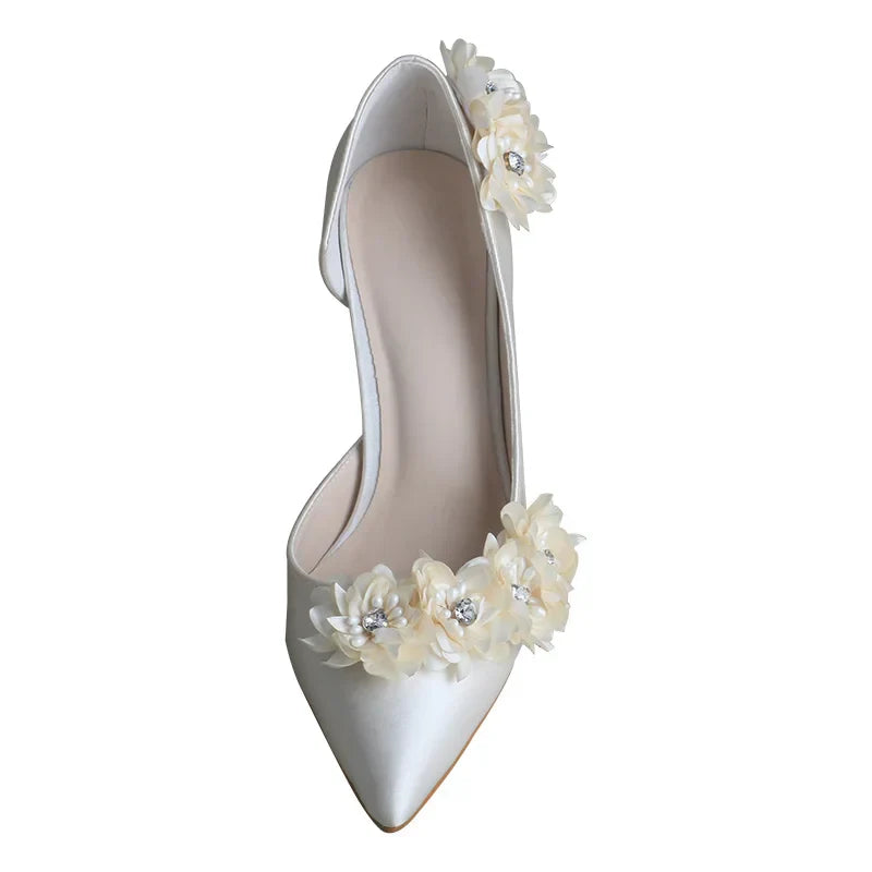 VougeVamp Ivory Flower Bridal Shoes for Women - Elegant Pointed Toe 9cm Thin Heel Wedding Pumps