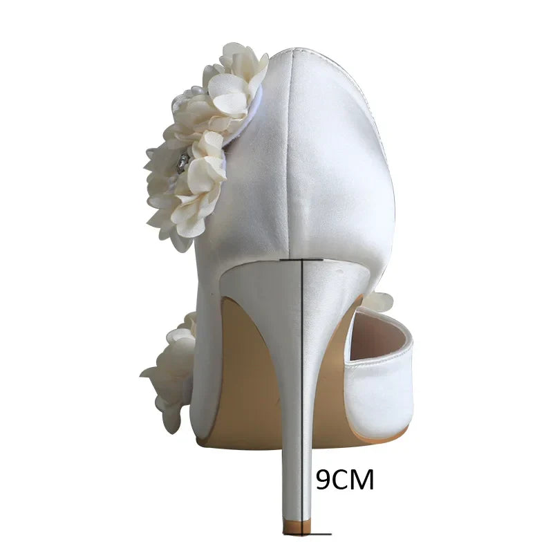 VougeVamp Ivory Flower Bridal Shoes for Women - Elegant Pointed Toe 9cm Thin Heel Wedding Pumps