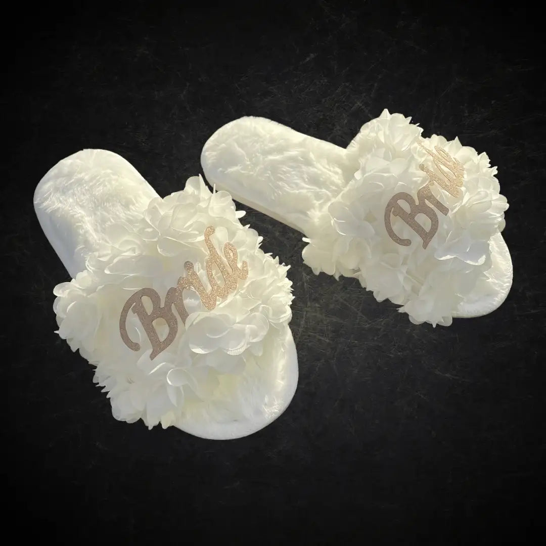 Bride Wedding Open Toe Fuzzy Slippers – Elegant White Bridal Party Footwear for Brides and Bridal Events