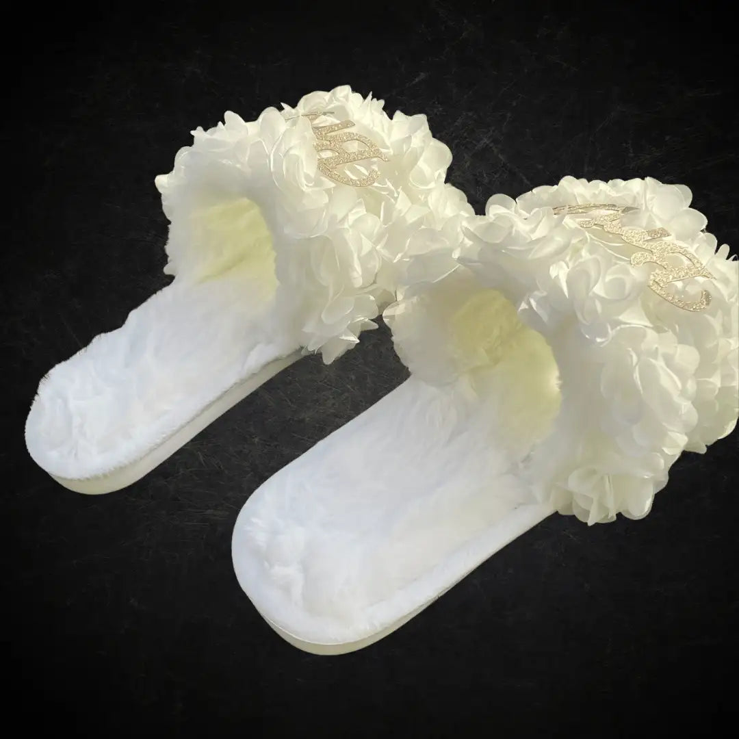 Bride Wedding Open Toe Fuzzy Slippers – Elegant White Bridal Party Footwear for Brides and Bridal Events
