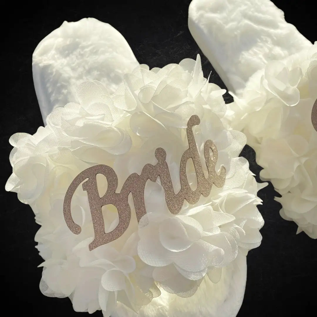 Bride Wedding Open Toe Fuzzy Slippers – Elegant White Bridal Party Footwear for Brides and Bridal Events